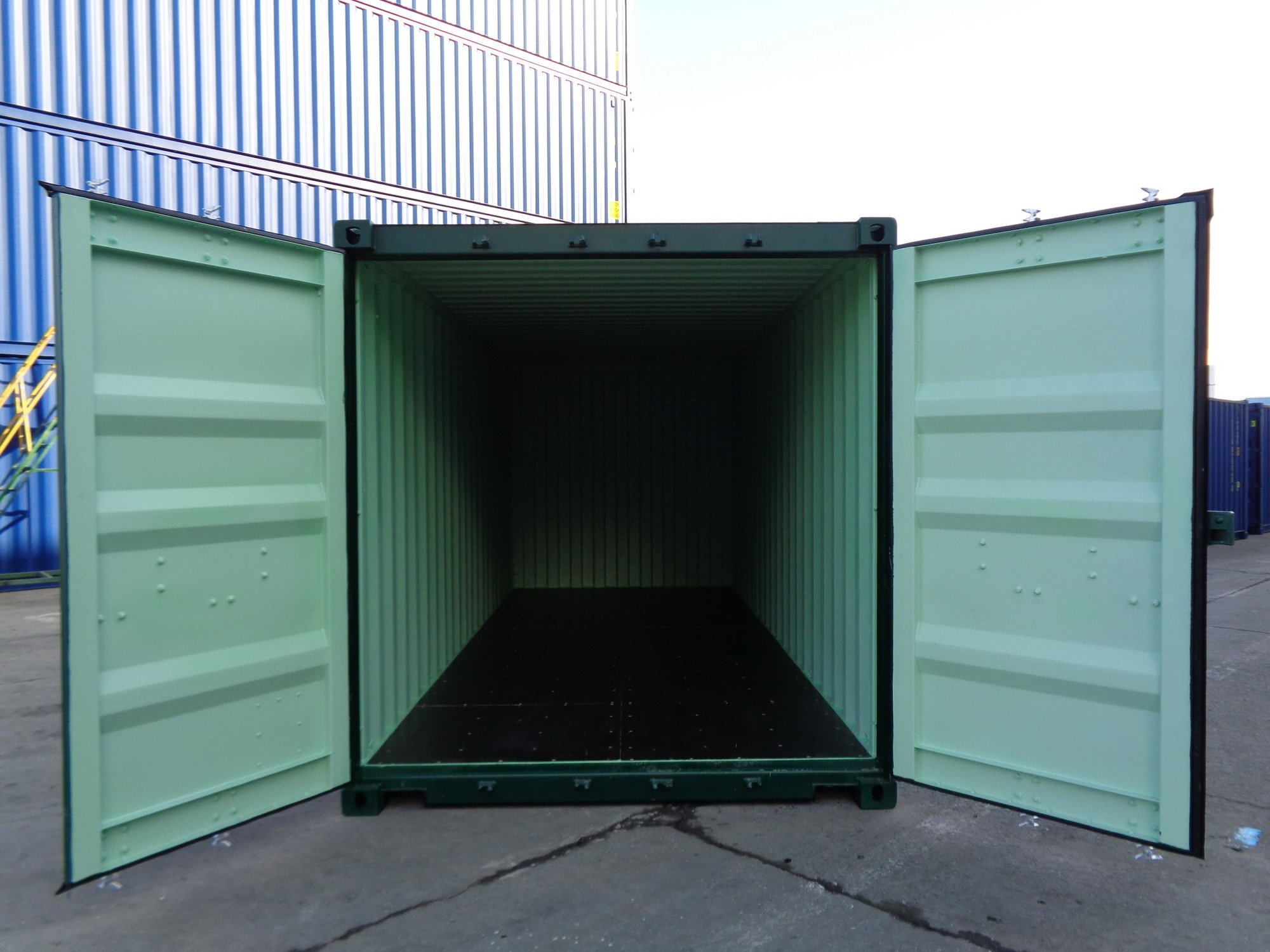 20 rental container with light green interior and bamboo flooring