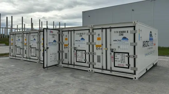 Temporary Cold Storage for Pet Food, ArcticStore continares