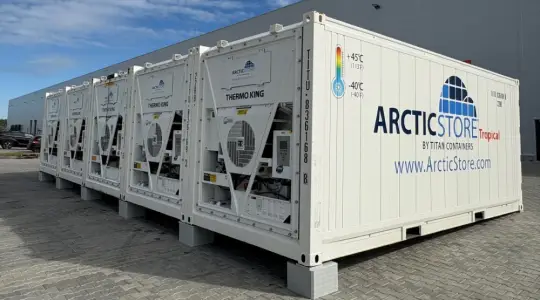 Temporary Cold Storage for Pet Food, ArcticStore continares