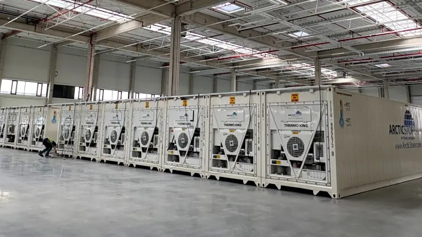 Temporary Cold Storage for Pet Food, ArcticStore continares