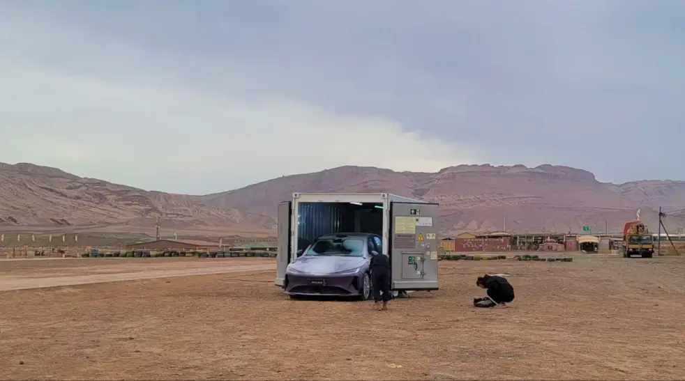Chery Automobile EV battery testing with a TITAN ArcticStore in Turpan, China